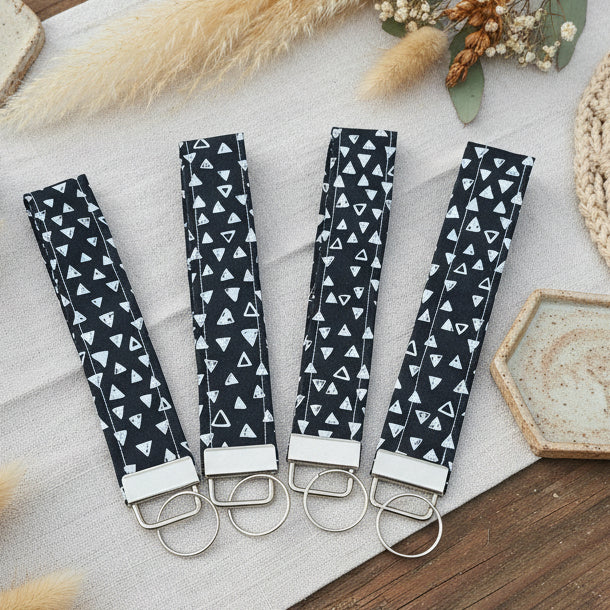 Black/white Keychain wristlet